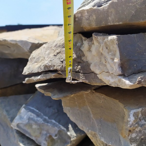 Pískovcový šlapák dlažba výška kamene 40-80 mm
